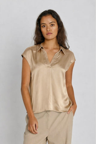 1344PBOKasra blouse Sand - Dresses Boutique B.V.