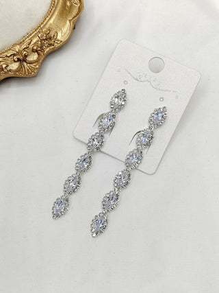 Cassandra Earrings - Dresses Boutique B.V.