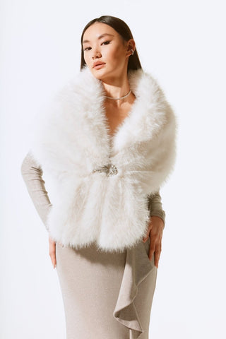 Faux Fur X Cape Vanilla - Dresses Boutique B.V.