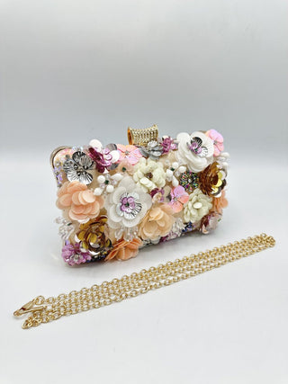 Flowera clutch Gold - Dresses Boutique B.V.