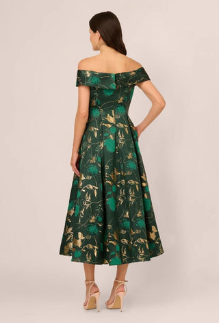 Jacquard off shoulder dress - Dresses Boutique B.V.