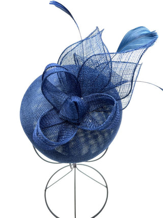 Nila fascinator Mid Blue - Dresses Boutique B.V.