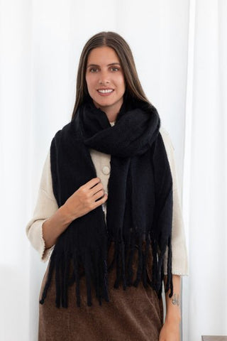 Winter scarf 2 - Dresses Boutique B.V.