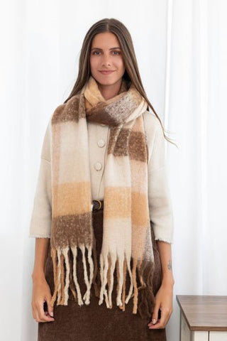 Winter scarf 3 - Dresses Boutique B.V.