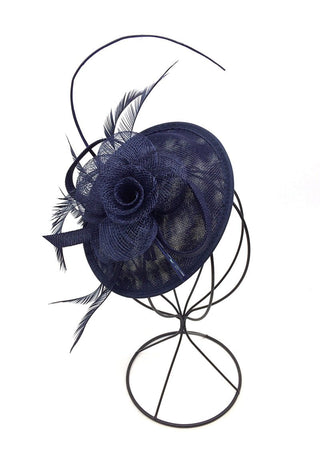Kate fascinator - Dresses Boutique B.V.